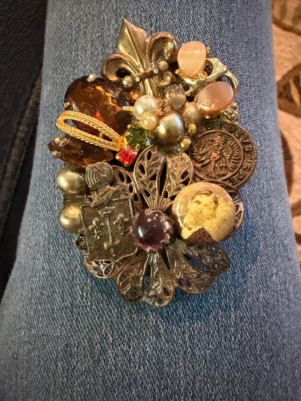 Vintage-Inspired Gold Tone Floral Cluster Brooch with Amber and Peach Accents